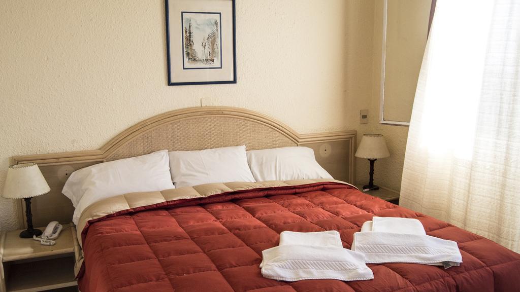 Hotel Casino Carmelo Kültér fotó