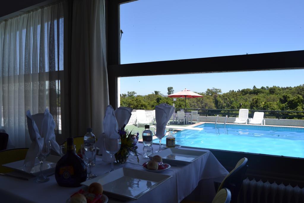 Hotel Casino Carmelo Kültér fotó